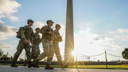 Mitglieder der Nationalgarde des District of Columbia patrouillieren im Herzen der US-Hauptstadt Washington.