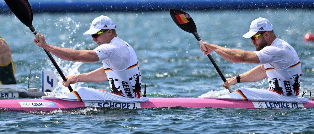 Jacob Schopf (vorn) und Max Lemke beendeten die WM in Mailand mit Bronze. (Archivbild)