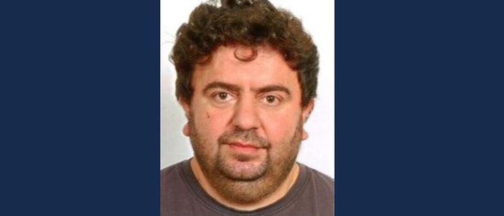 Die Polizei sucht nach dem 40-jährige Kenan Mehovic mit einem Fahndungsfoto.
