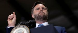 JD Vance meint, dass Russland umfangreiche Zugeständnisse anbietet.