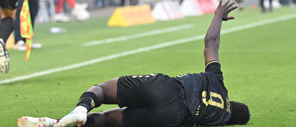 Kölns Neuzugang Ragnar Ache mit großen Schmerzen in Mainz 