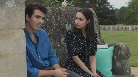 Jamie und Anna lernen sich unter turbulenten Umständen in Oxford kennen.