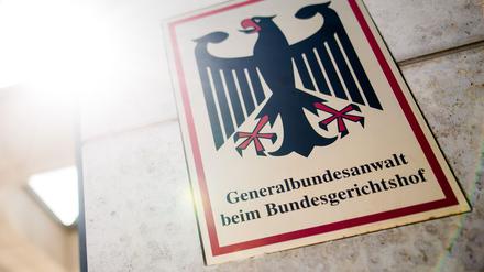  «Generalbundesanwalt beim Bundesgerichtshof» steht auf einem Schild am Eingang zum Gebäude der Bundesanwaltschaft. 