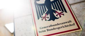  «Generalbundesanwalt beim Bundesgerichtshof» steht auf einem Schild am Eingang zum Gebäude der Bundesanwaltschaft. 
