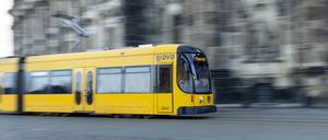 Der Angriff ereignete sich in einer Dresdner Straßenbahn.