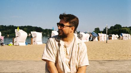 Rapper Prinz Pi im Strandbad Wannsee