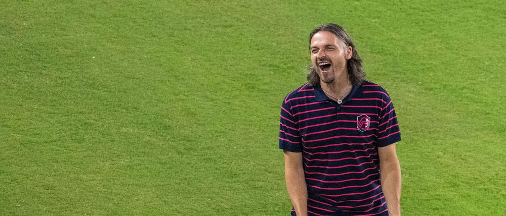 Lutz Pfannenstiel verliert seinen Job.