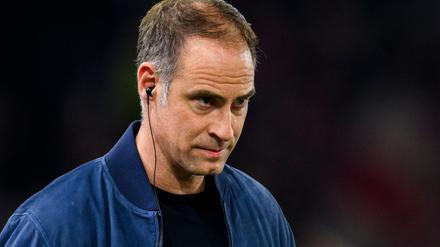 Oliver Mintzlaff geht nach dem 0:6 gegen München mit den RB-Kickern hart ins Gericht. (Archivbild)