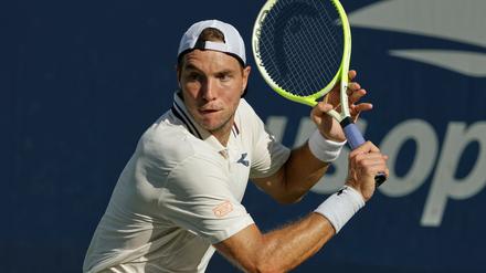 Jan-Lennard Struff kämpft sich bei den US Open in die zweite Runde.