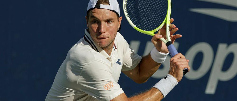 Jan-Lennard Struff kämpft sich bei den US Open in die zweite Runde.
