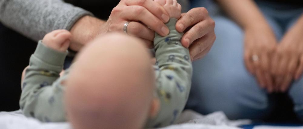 Eine RSV-Infektion ist bei Säuglingen und Kindern in Deutschland die häufigste Ursache von Erkrankungen der unteren Atemwege. (Symbolbild)