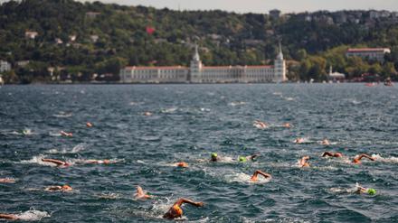 Ein russischer Schwimmer wird im Bosporus vermisst. (Archivbild)