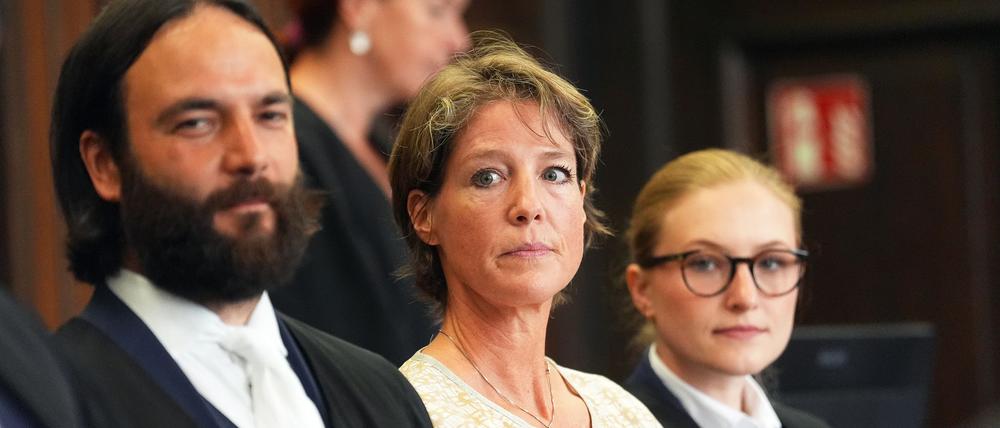 Christina Block will erst einmal von ihrem Schweigerecht Gebrauch machen.
