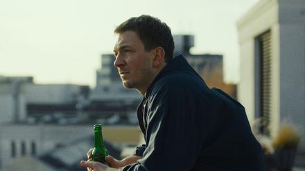 Die Kultur der Nullerjahre sieht der Schauspieler ambivalent - Johannes Kienast hier in der Rolle des Peppi der Serie „Chabos“.