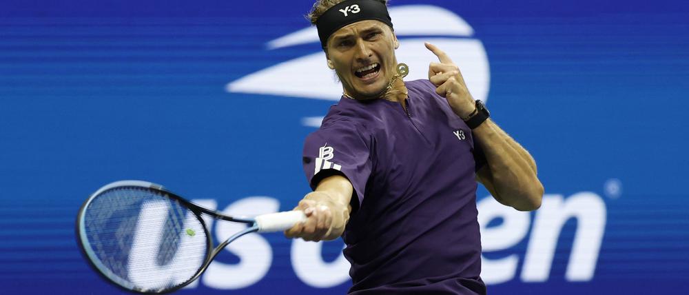 Alexander Zverev hat bei den US Open die zweite Runde erreicht.
