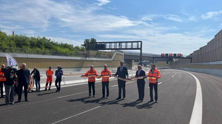 Der neue Abschnitt der A100 ist offiziell eröffnet worden.