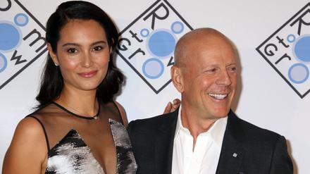 Der US-Schauspieler Bruce Willis und seine Frau, das Model Emma Heming Willis.