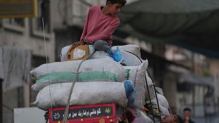 Laut Israels Armee laufen die Vorbereitungen für die Umquartierung der Anwohner der Stadt Gaza in den Süden des Gazastreifens. 