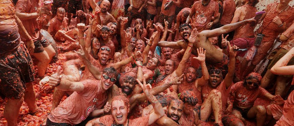 La „Tomatina“ gilt als die größte Lebensmittelschlacht der Welt.