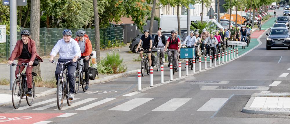 Die „Opernroute Nord“ wurde am Dienstag mit einem „Anradeln“ eingeweiht.