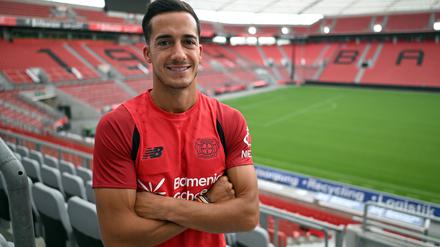 Neuzugang Vázquez will mit Leverkusen Titel gewinnen. 