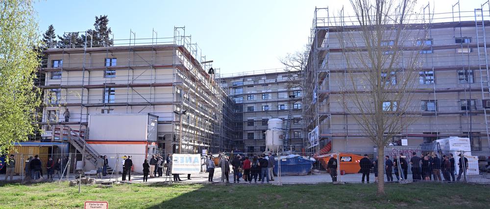 Das neue Wohnheim in Golm sollte im Laufe des Wintersemesters bezogen werden, doch nun gab es Verzögerungen beim Bau.