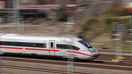 Der Bahnverkehr zwischen Berlin und Halle wird ab dem 24. September für drei Monate erheblich eingeschränkt. (Archivbild)