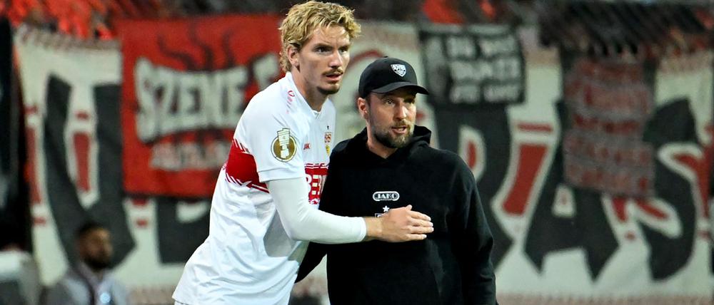 Abschied aus Stuttgart: Coach Sebastian Hoeneß muss wohl künftig auf Nick Woltemade verzichten.