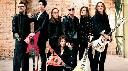 Das 17. Studioalbum der Hamburger Power-Metal-Band heißt „Giants And Monsters“.