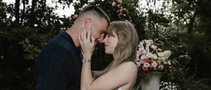 TAYLOR SWIFT and TRAVIS KELCE announced their engagement on Instagram Tuesday, sharing photos of their garden proposal.