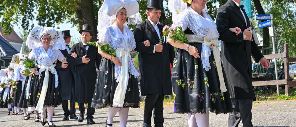 Bei dem Trachtenfest geht es besonders um wendische Bräuche. (Archivbild)