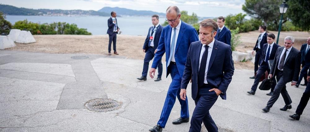 Trafen sich im südfranzösischen Toulon: Kanzler Merz (l.) und Frankreichs Präsident Macron