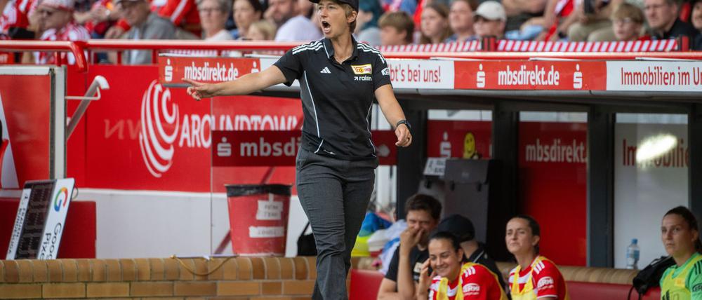 Union-Trainerin Ailien Poese musste die zweite Niederlage in der Vorbereitung mitansehen.