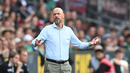 Leverkusens Trainer Erik ten Hag.