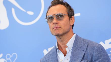 Jude Law bei seiner Ankunft in Venedig.