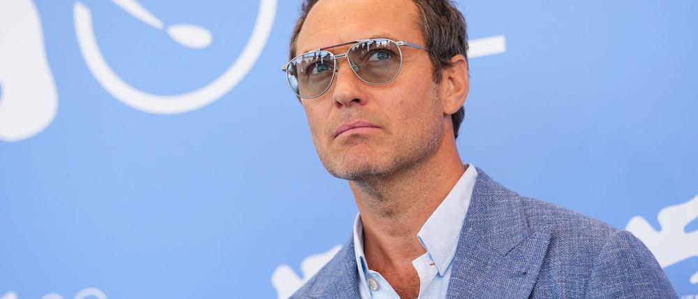 Jude Law bei seiner Ankunft in Venedig.