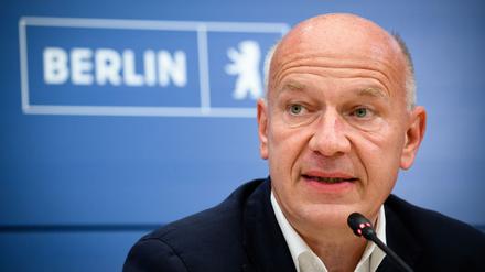 01.09.2025, Berlin: Kai Wegner (CDU), Regierender Bürgermeister von Berlin, äußert sich bei seiner Sommerpressekonferenz im Roten Rathaus zu aktuellen Themen. Foto: Bernd von Jutrczenka/dpa +++ dpa-Bildfunk +++