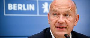 01.09.2025, Berlin: Kai Wegner (CDU), Regierender Bürgermeister von Berlin, äußert sich bei seiner Sommerpressekonferenz im Roten Rathaus zu aktuellen Themen. Foto: Bernd von Jutrczenka/dpa +++ dpa-Bildfunk +++