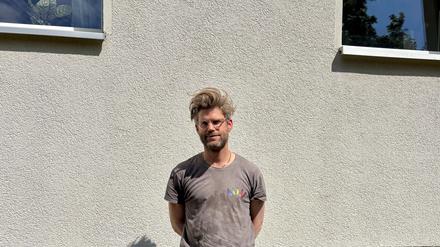 Wouter R. (39) absolviert eine Ausbildung zum Elektroniker für Energie- und Gebäudetechnik bei der Burzlaff GmbH.