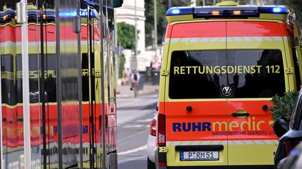 Rettungswagen in Potsdam im Einsatz.