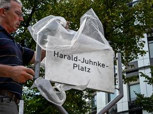 In Charlottenburg gibt es jetzt einen Harald-Juhnke-Platz. 