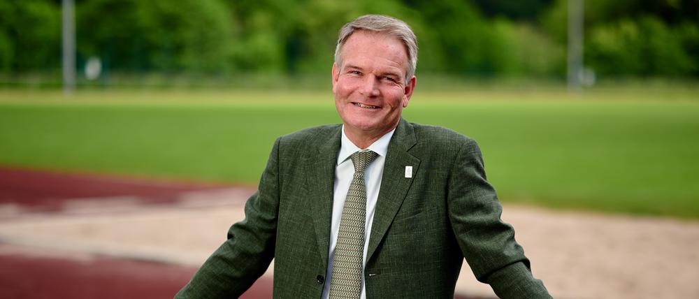 Gregor von Opel setzt große Hoffnungen in die neue Staatsministerin für Sport, Christiane Schenderlein.