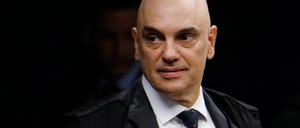 In Brasilien kennt inzwischen jeder sein Gesicht: Alexandre de Moraes ist einer der Richter, die in den kommenden Tagen über Jair Bolsonaros Schicksal entscheiden.