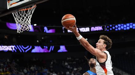 Franz Wagner und die deutschen Basketballer hatten gegen Großbritannien keine Probleme.