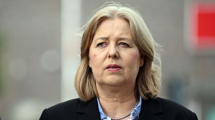 Bundessozialministerin Bärbel Bas (SPD) am 7. August bei einem Rundgang durch Gelsenkirchen Bismark.