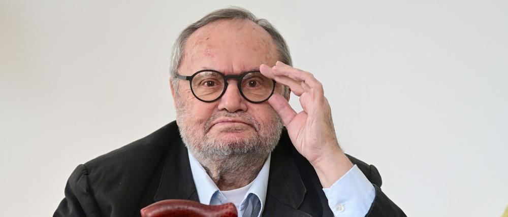 Als scharfsinniger Grantler eine Institution. Der Wiener Essayist Franz Schuh.