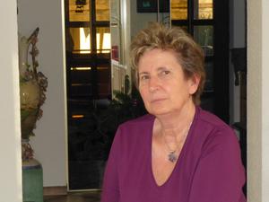 Ariane Niehoff-Hack, Übersetzerin, Ausstellungsmacherin und Tochter der Filmkritikerin, Feuilletonistin und Tagesspiegel-Autorin Karena Niehoff.