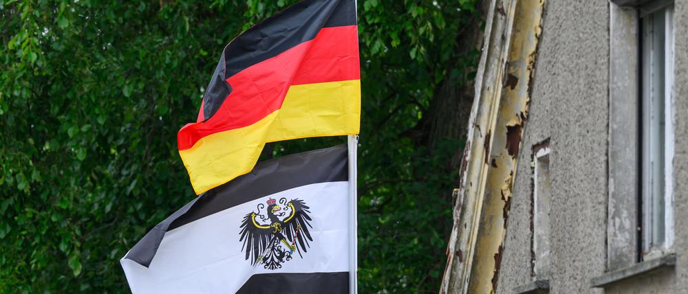 In Brandenburg werden aktuell rund 1.000 Menschen der Szene der sogenannten Reichsbürger zugeordnet. (Symbolbild)