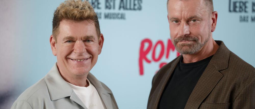 Das Musical „Romeo & Julia – Liebe ist alles“ von Peter Plate (links) und Ulf Leo Sommer geht bald auf Tournee.