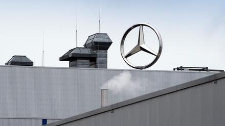 In Ludwigsfelde stellen rund 2.000 Beschäftigte Sprinter mit offenen Baumustern her. (Archivbild)